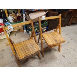 2 FOLDING CHAIRS