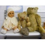 Two vintage jointed teddy bears together with a doll (examine)