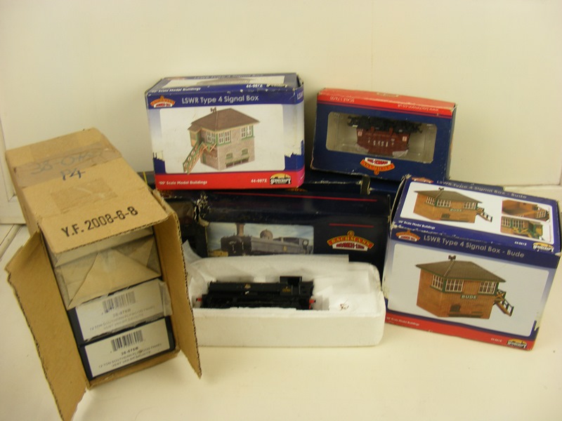 A selection of Bachmann branchline model railway items to include a boxed LSWR type 4 signal