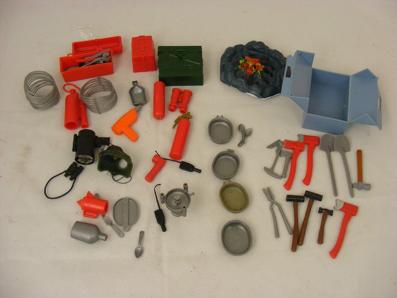 A good selection of Action Man items to include Clothing, dolls (mostly A/F), - Image 8 of 11