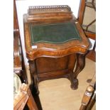 A Victorian Antique Davenport desk