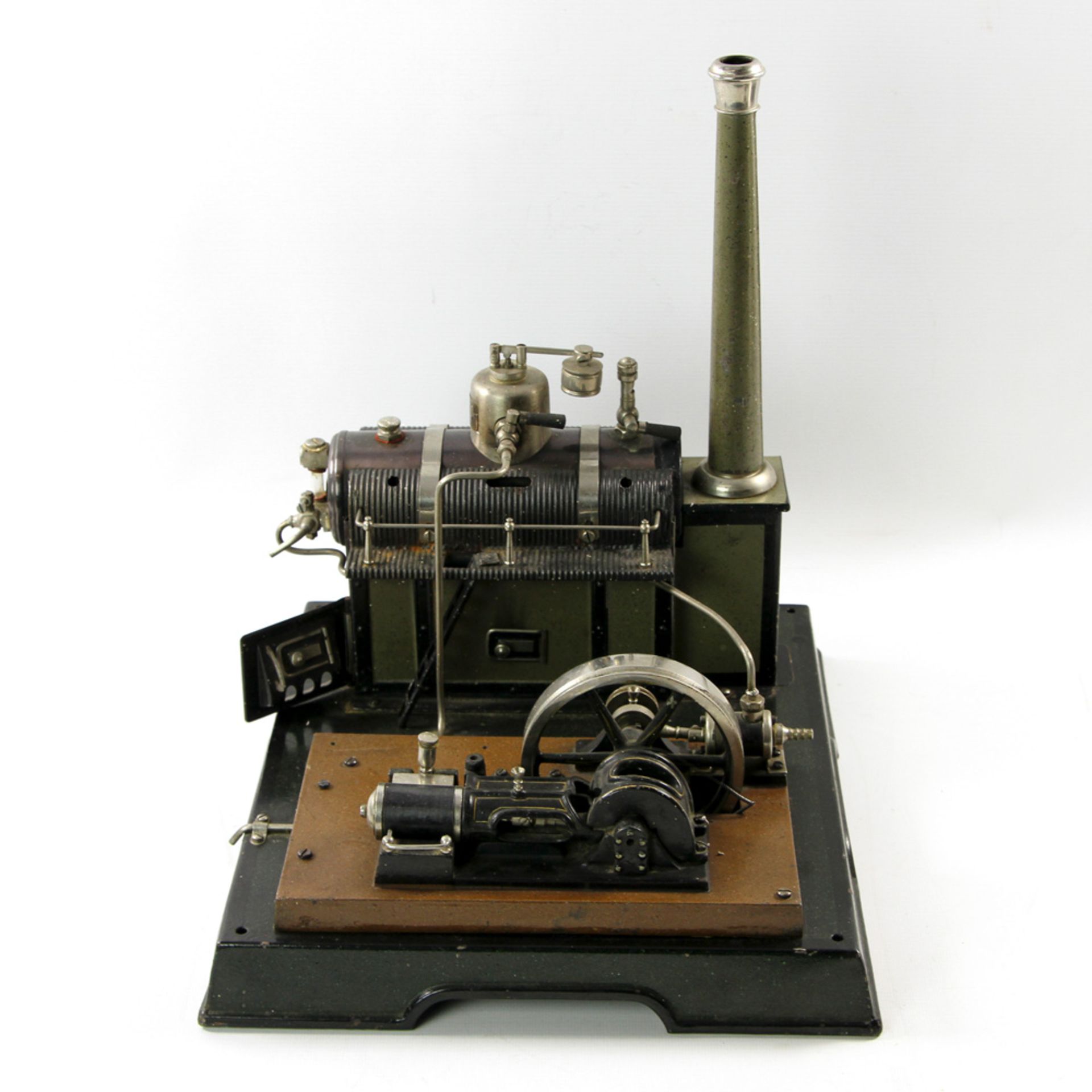 MÄRKLIN große Dampfmaschine GM & Cie, wohl 1920/30er Jahre, wohl Modell 4150. Dampfmaschine mit - Image 2 of 2