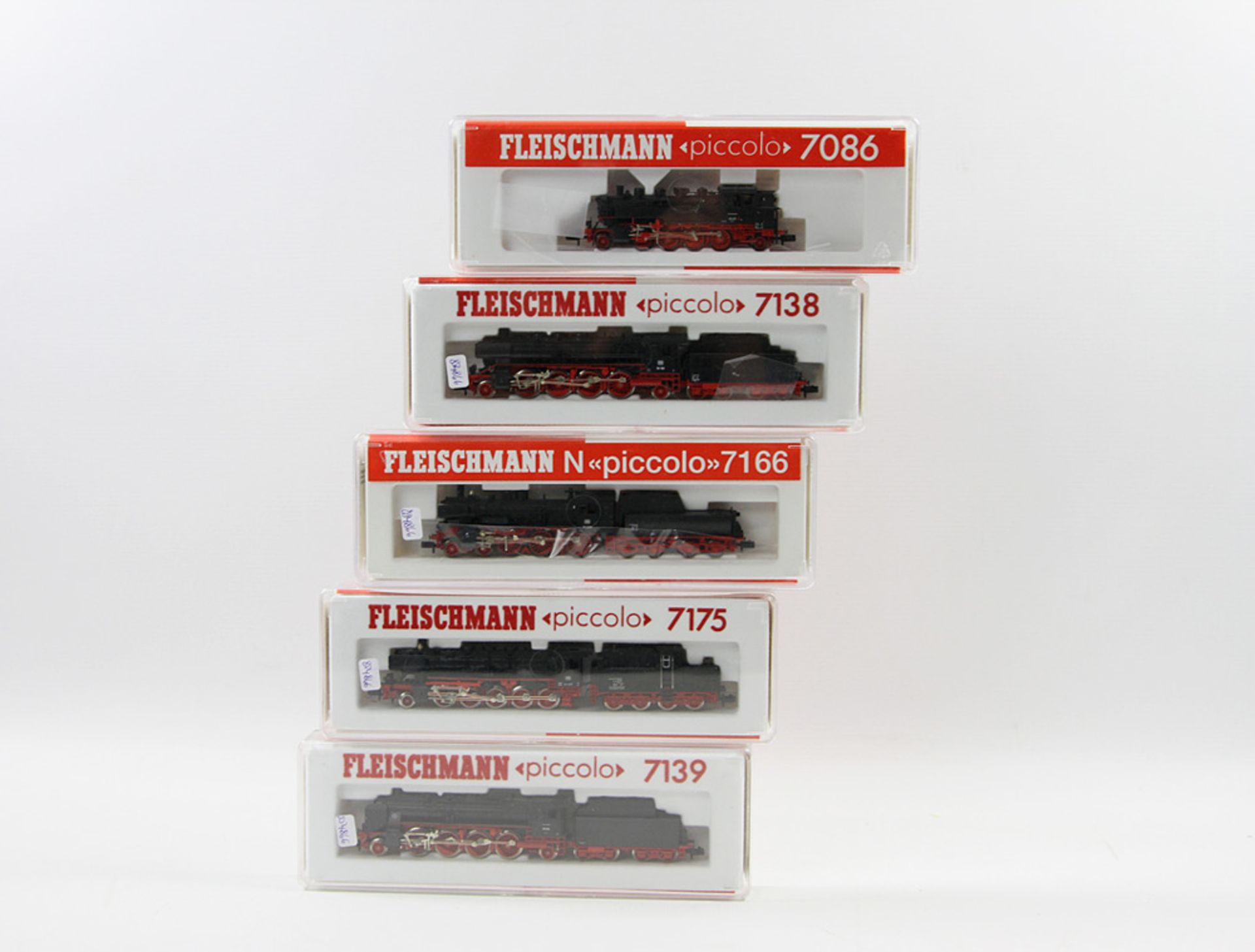FLEISCHMANN "piccolo" fünf Lokomotiven 7139, 7175, 7166, 7138 und 7086, Spur N, bestehend aus Nrn.