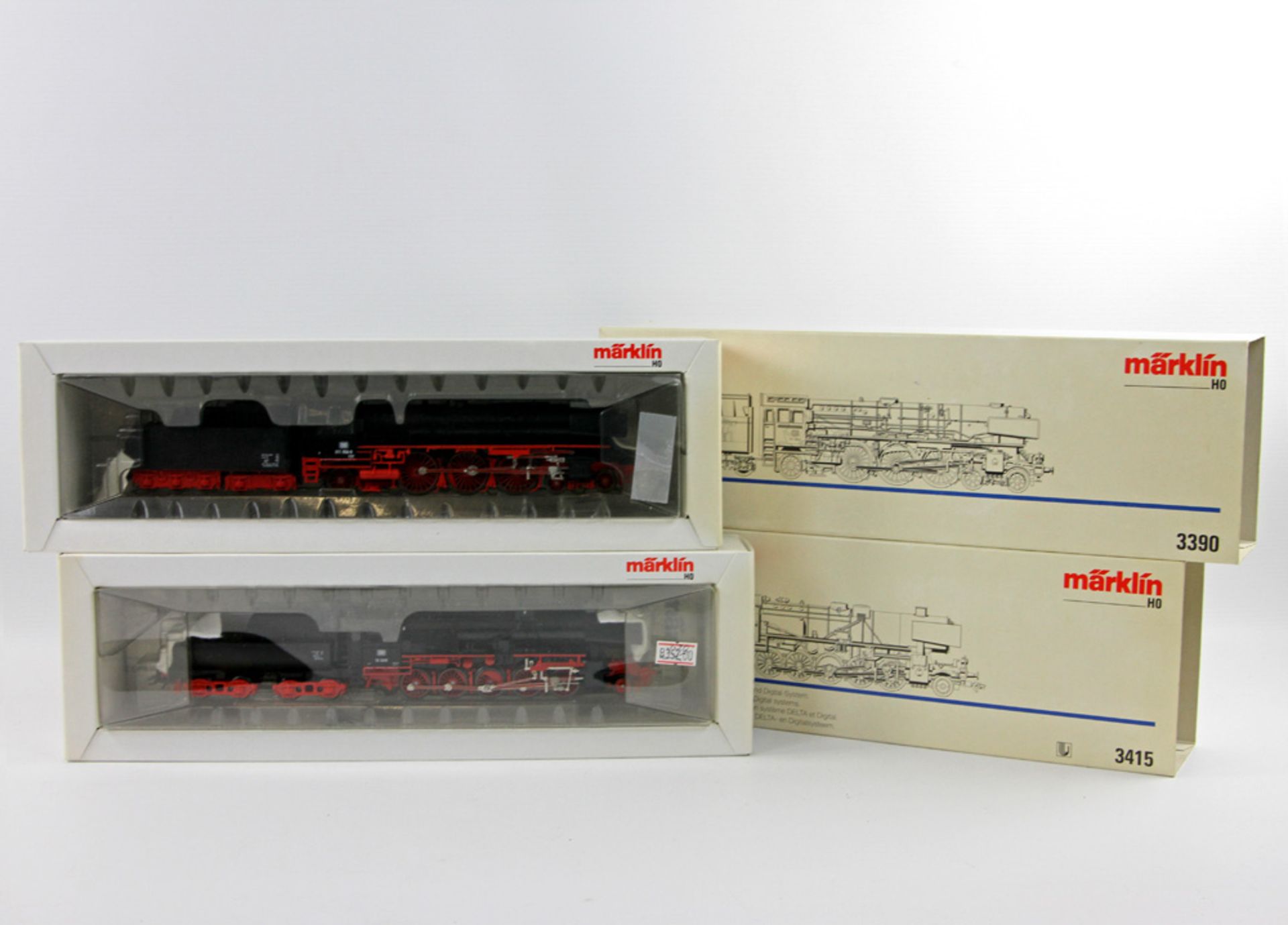 MÄRKLIN zwei Lokomotiven 3415 und 3390, Spur H0, 3415: Dampflok mit Wannentender BR 52 der DB, BN 52