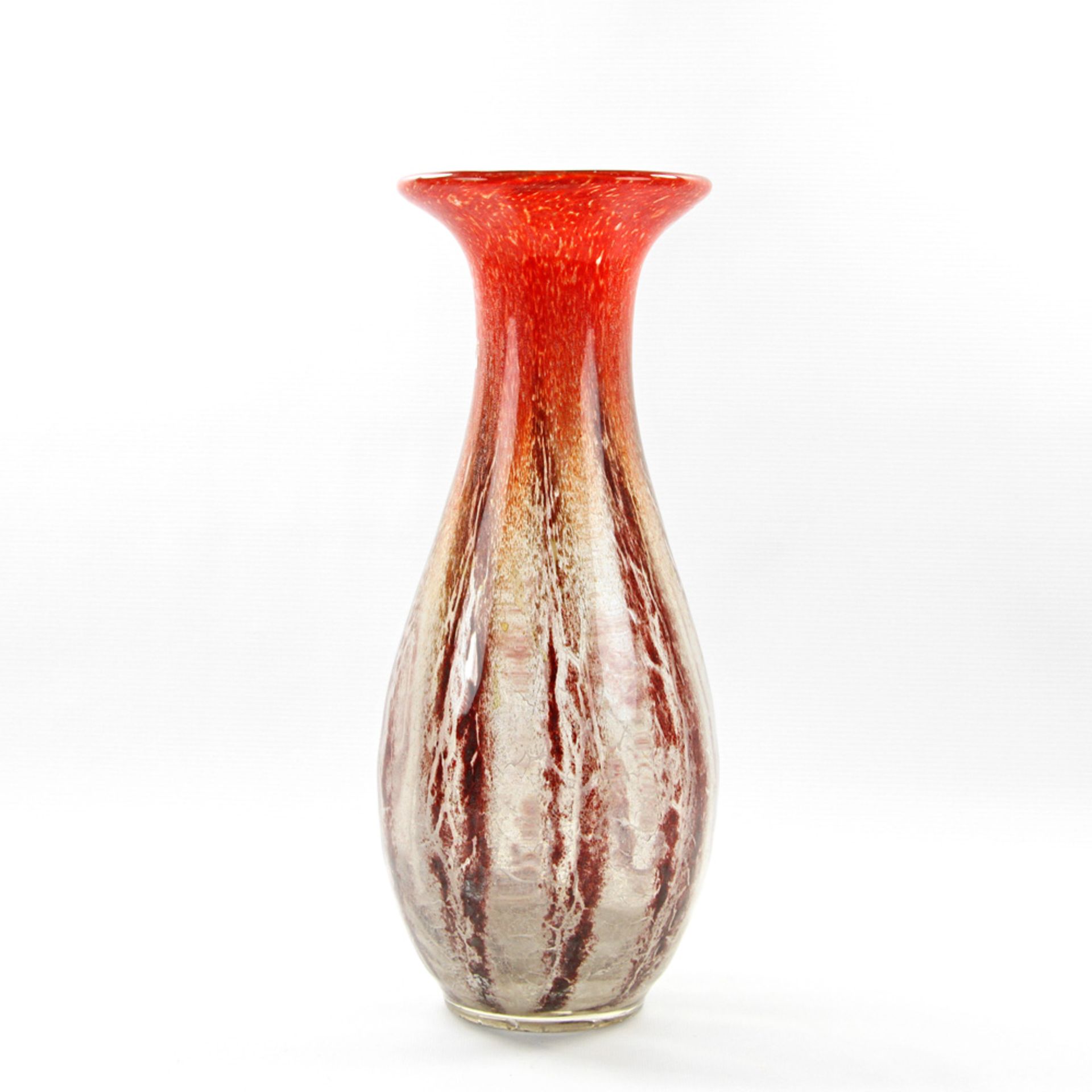 WMF Ikora Bodenvase, Glas, 20. Jh. Farbloses Glas mit Einschmelzungen in Weiß, Braun und Rot. H. ca.