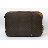 LOUIS VUITTON beliebter Reisetrolley "PEGASE 70". NP. ca.: 3.000,-. Monogram Canvas Serie,