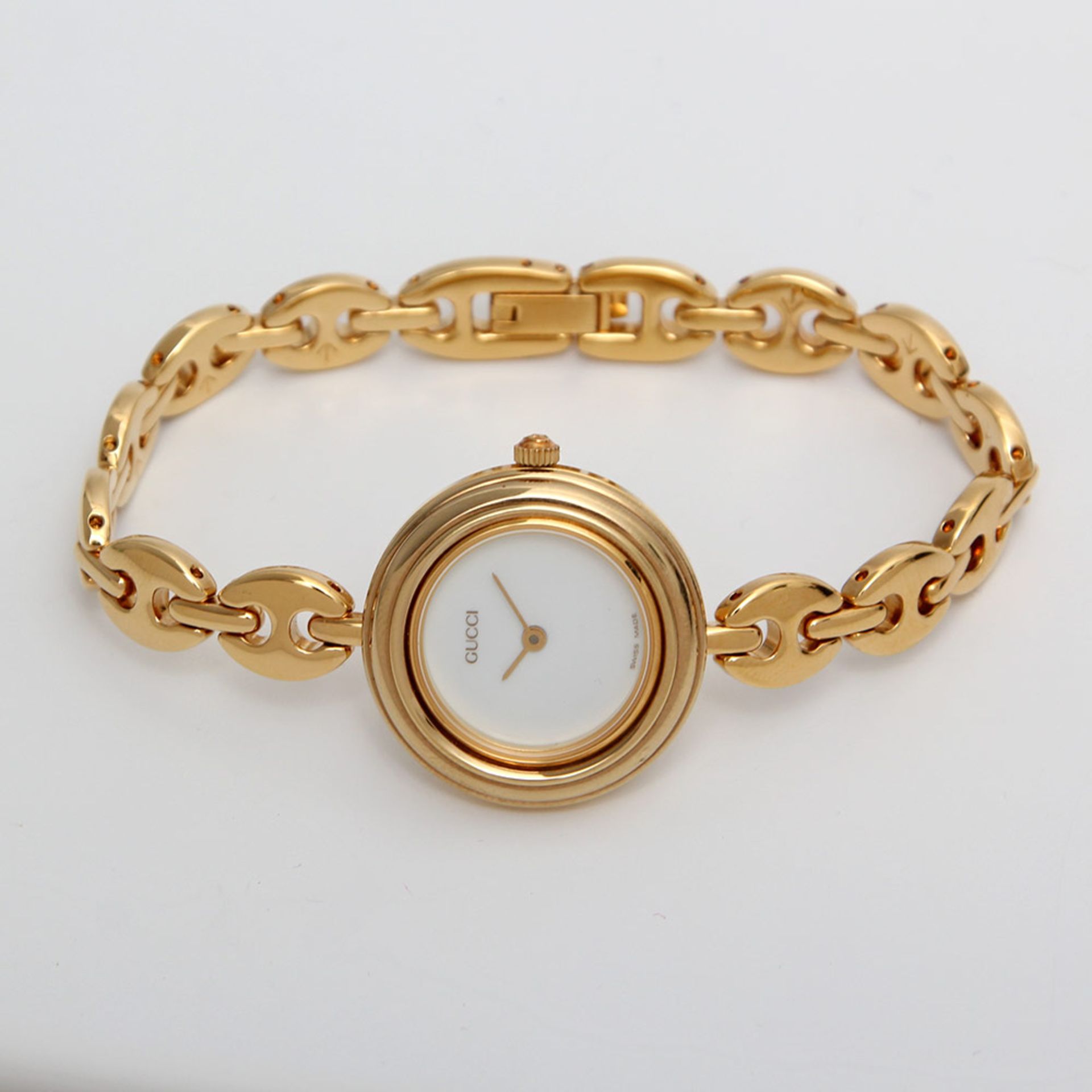 GUCCI schicke Armbanduhr "G-COLLECTION". NP. ca.: 350,-. Maße ca.: Durchmesser 2,8cm, Länge 19,5cm.