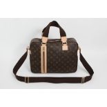 LOUIS VUITTON sportive Messenger Bag "SAC BOSPHORE", Koll. 2005. NP. ca.: 1.600,-. NEUWERTIG!!