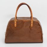 LOUIS VUITTON edle Handtasche "TOMPKINS SQUARE", Koll. 2000. Letzter LP. ca.: 1.400,-. Lack