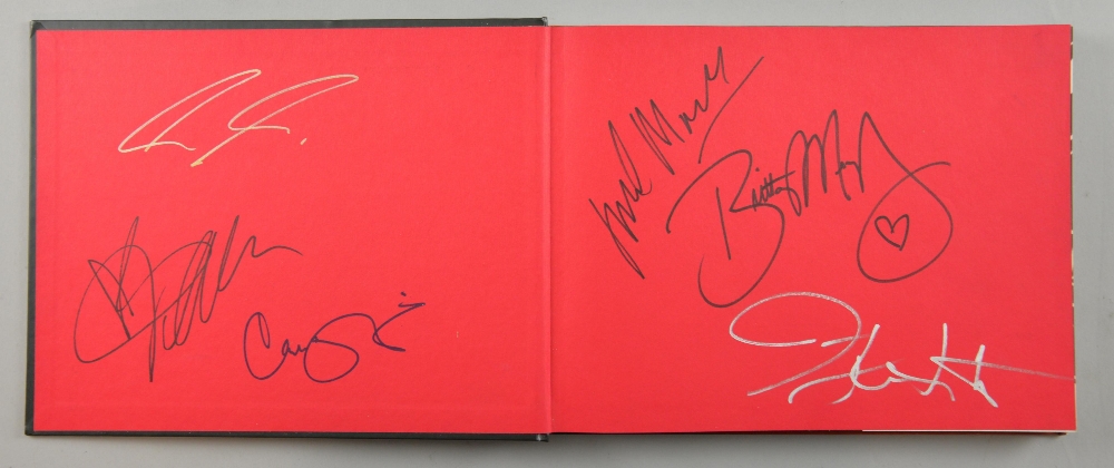 Revised Estimate - Sin City hardback book signed by 6 including Brittany Murphy, Jessica Alba,