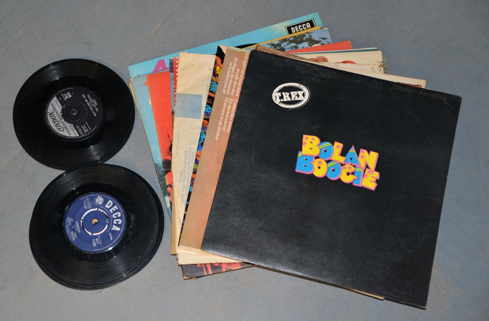 Vinyl records, 75+ LPs & 250+ 7 inch singles, artists including Elvis, Al Green, Buddy Holly, Ray