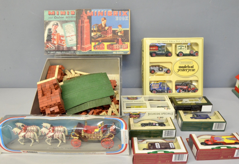 A collection of Lledo and Days Gone By modern die-cast cars together with Corgi The Queens Silver