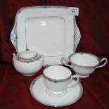 Wedgwood Amherst Pattern tea & dinner set (55 pieces).