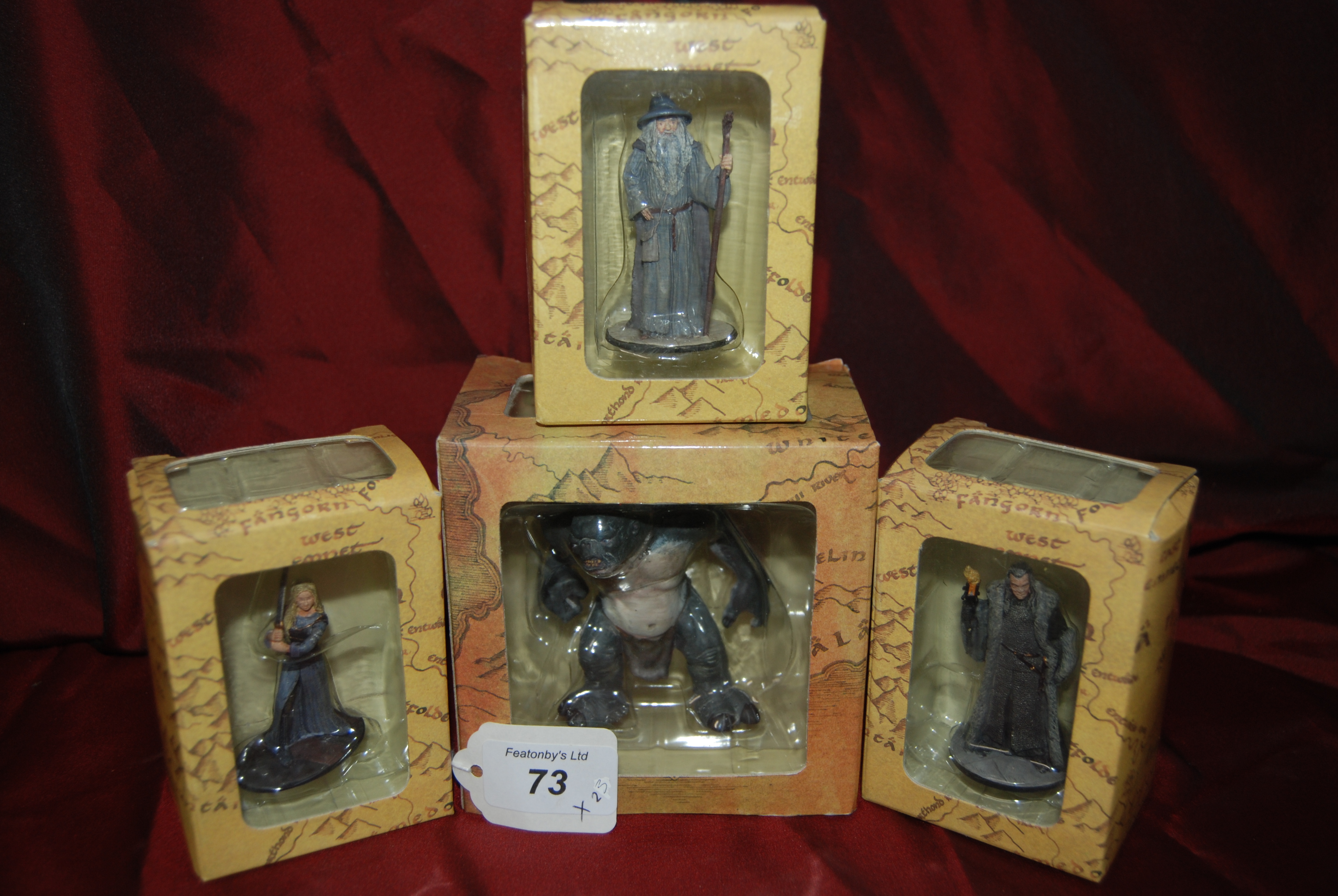 Collection of 23 diecast Lord of the rings miniature boxed figures.