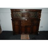 Quality Reproduction Oak Court Cupboard with Leaded Glass Doors & Carved Pillars (140cm.