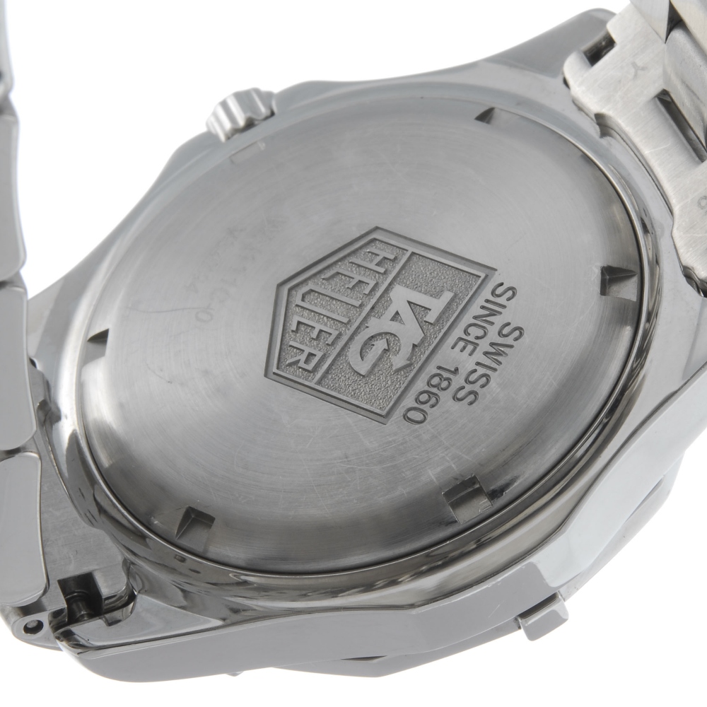 TAG HEUER - a gentleman's 2000 Exclusive bracelet watch. Stainless steel case with calibrated bezel. - Image 2 of 4