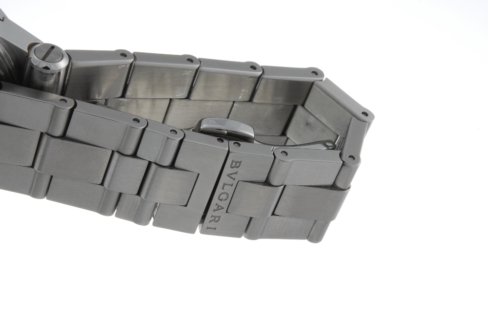 BULGARI - a gentleman's Diagono bracelet watch. Stainless steel case. Reference DG 40 S, serial - Image 4 of 4