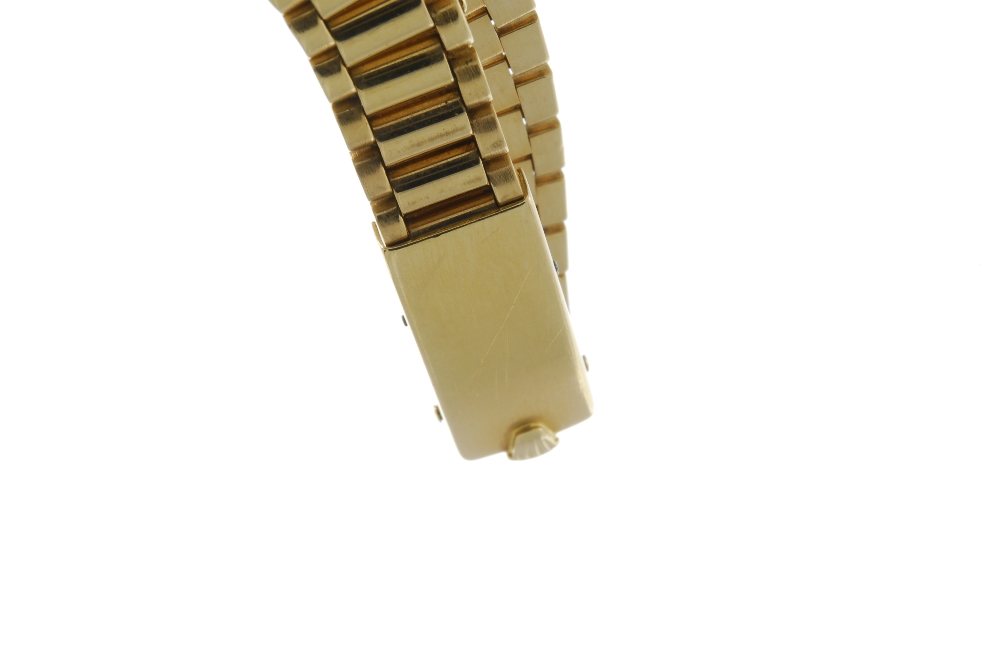 ROLEX - a lady's Oyster Perpetual Datejust bracelet watch. Circa 1982. 18ct yellow gold case with - Image 4 of 4
