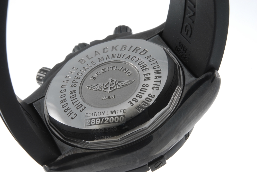 BREITLING - a limited edition gentleman's Blackbird Blacksteel chronograph wrist watch. Number 289 - Image 2 of 4