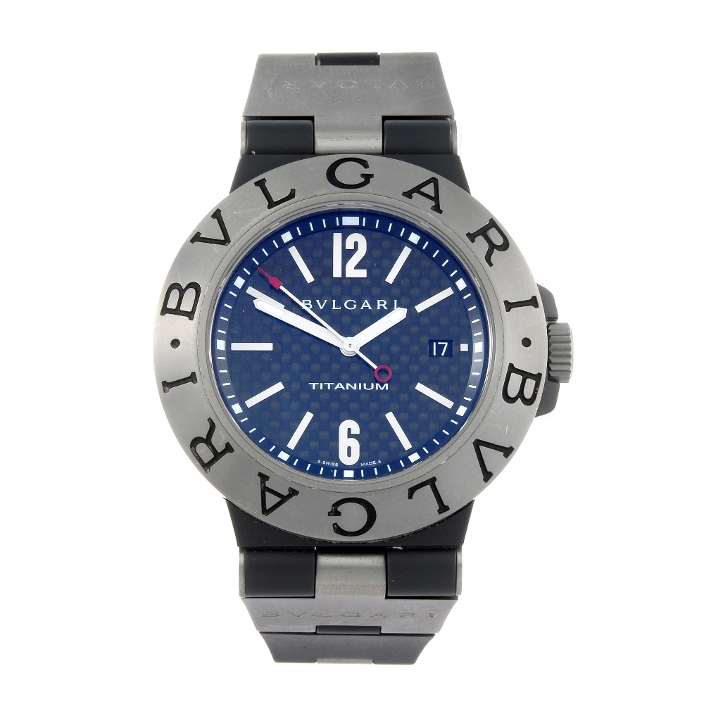 BULGARI - a gentleman's Diagono wrist watch. Titanium case. Reference TI44TA, serial L7329. Signed