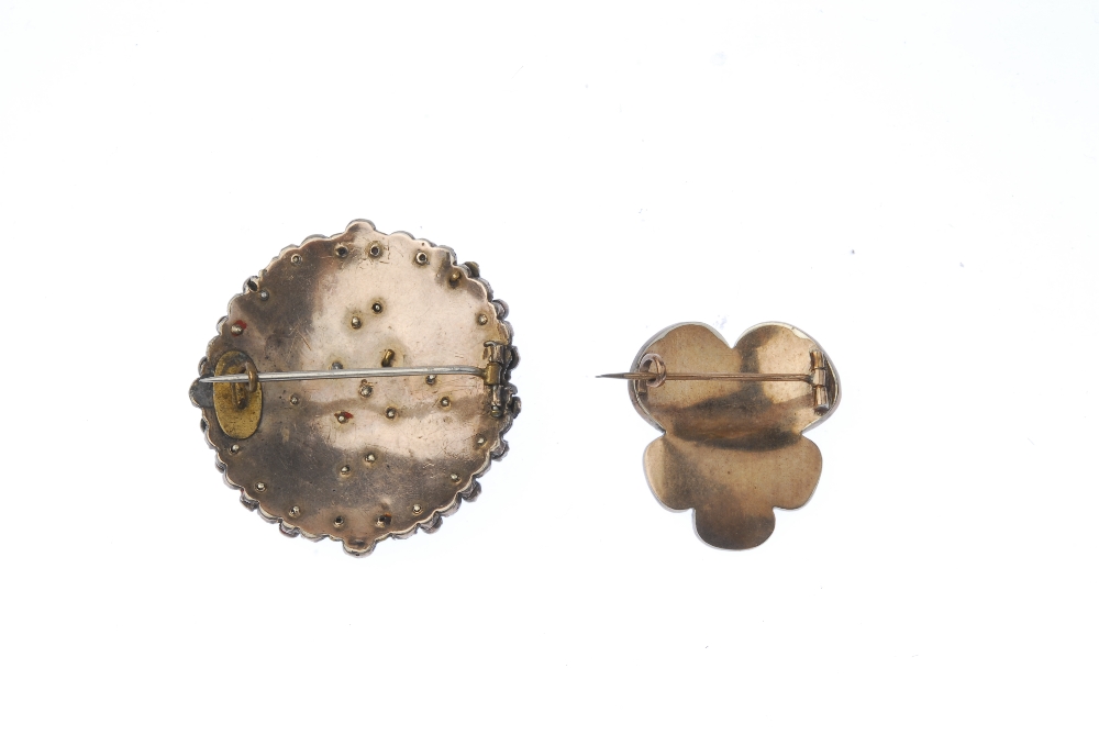 Two late 19th century garnet and paste brooches. To include a circular-shape red paste and garnet - Image 2 of 2