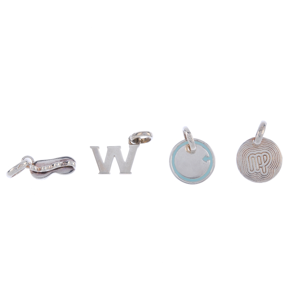 LINKS OF LONDON - a selection of charms. To include two letter W, four letter U, a letter Q, a