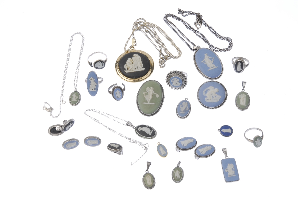 WEDGWOOD - a selection of jewellery. To include a pendant, the oval-shape dark blue jasperware cameo - Image 3 of 3