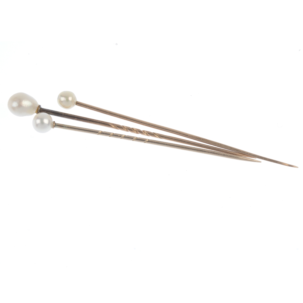 A selection of three cultured pearl stickpins. Each set with a single spherical or semi-baroque - Image 2 of 2