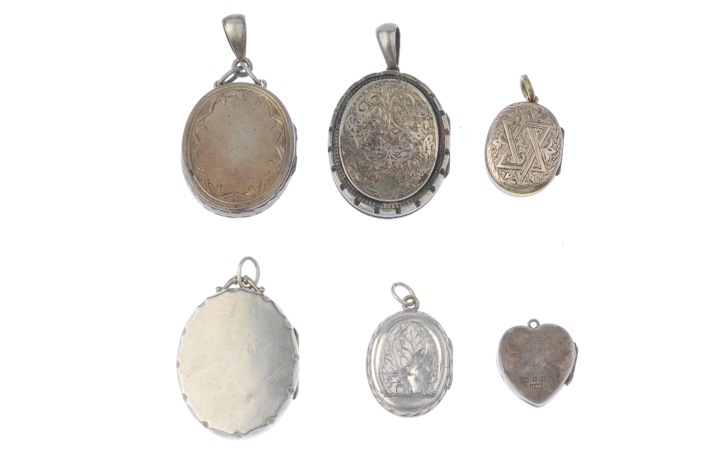 A selection of late Victorian lockets. To include two oval-shape lockets with scroll and floral - Image 2 of 2