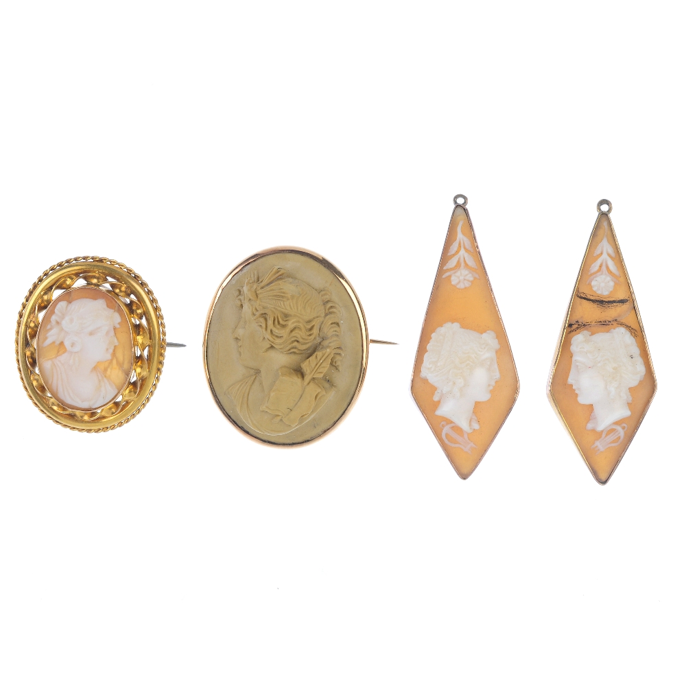 A selection of cameo jewellery. To include a lava cameo brooch, two shell cameo brooches, a