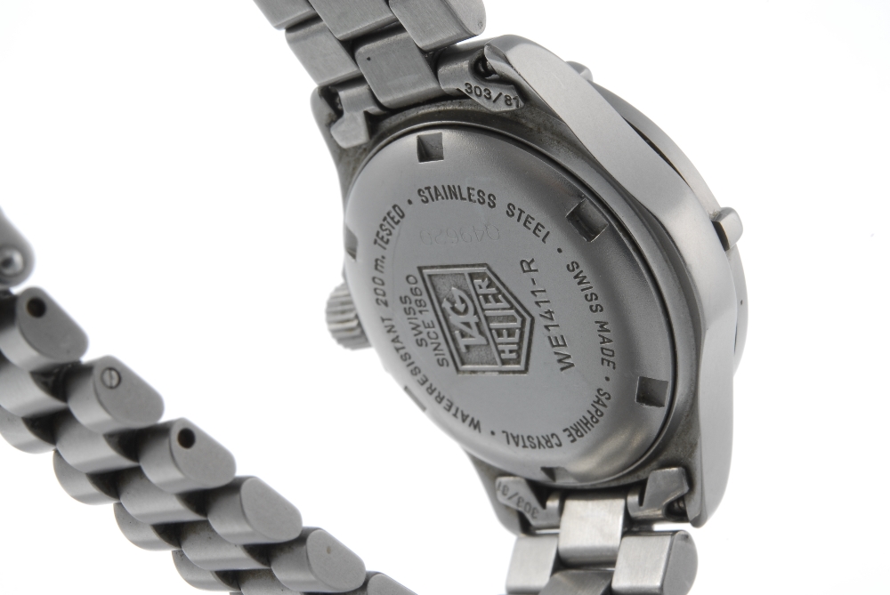 TAG HEUER - a lady's 2000 Series bracelet watch. Stainless steel case with calibrated bezel. - Image 3 of 4