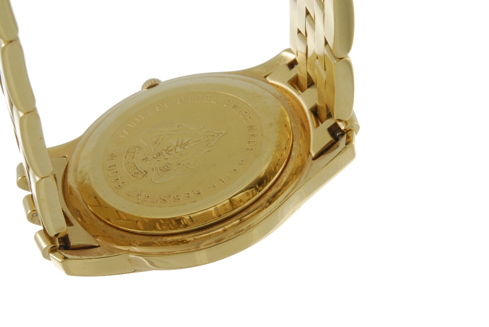 GUCCI - a gentleman's bracelet watch. Gold plated case. Numbered P10GBP. Signed quartz movement. - Image 2 of 4