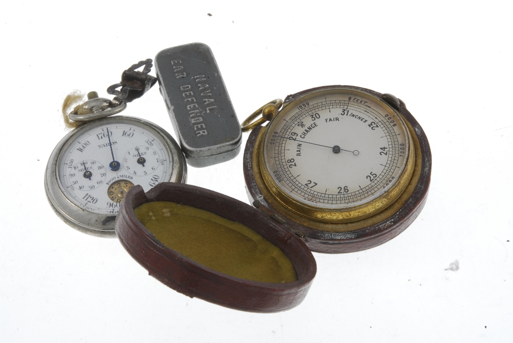 A pair of pocket watch timers, pair of pocket barometers and a pocket pedometer. All recommended for - Image 3 of 3