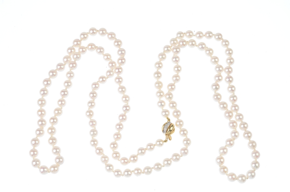 A cultured pearl single-strand necklace. Comprising a single-strand of one hundred and thirty four - Image 2 of 3