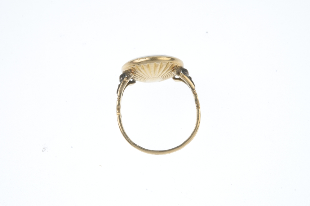 A late 18th century gold portrait miniature ring. The oval-shape panel painted to depict a woman - Image 3 of 3