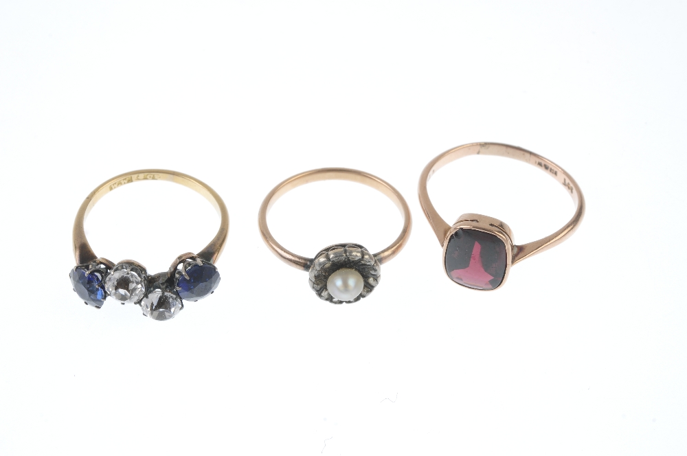 A selection of three early 20th century gem-set rings. To include a cultured pearl and diamond - Image 2 of 3