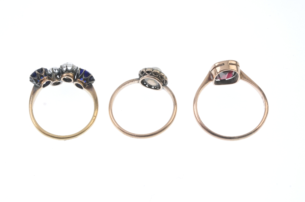 A selection of three early 20th century gem-set rings. To include a cultured pearl and diamond - Image 3 of 3