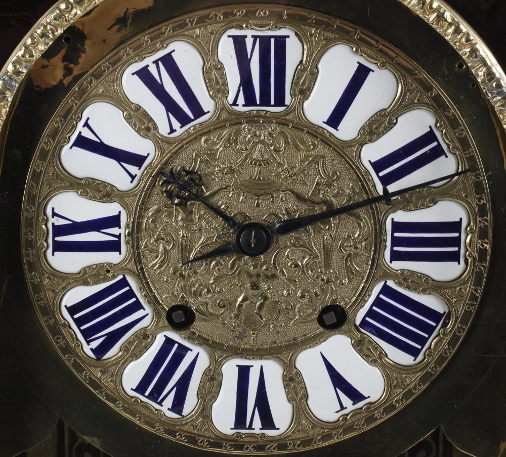 An imposing 18th century French boulle bracket clock with bracketLe Baigue, ParisThe 8.75-inch - Image 4 of 7