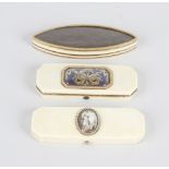 An early 19th century ivory toothpick case, of canted rectangular form, the hinged cover inset