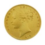 Victoria, Sovereign 1852, Roman I in date, young head, rev. shield (S 3852C). Very fine. Very fine.