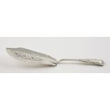 A very good William IV period English kings pattern Fish Slice, with decorated pierced blade,