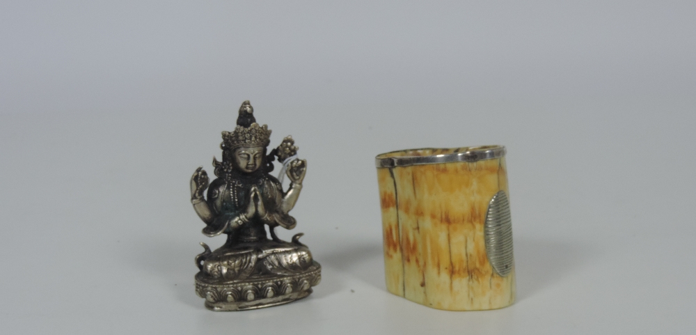 A 19th Century Chinese ivory horn Brush Pot,