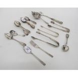 Silver & Plateware: A large collection of various items to include teaspoons, (Dublin, Exeter,