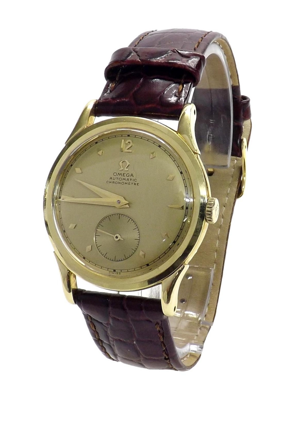 Fine Omega 1940s Chronometer automatic 18ct gentleman's wristwatch, ref. 2499, circular gilt dial