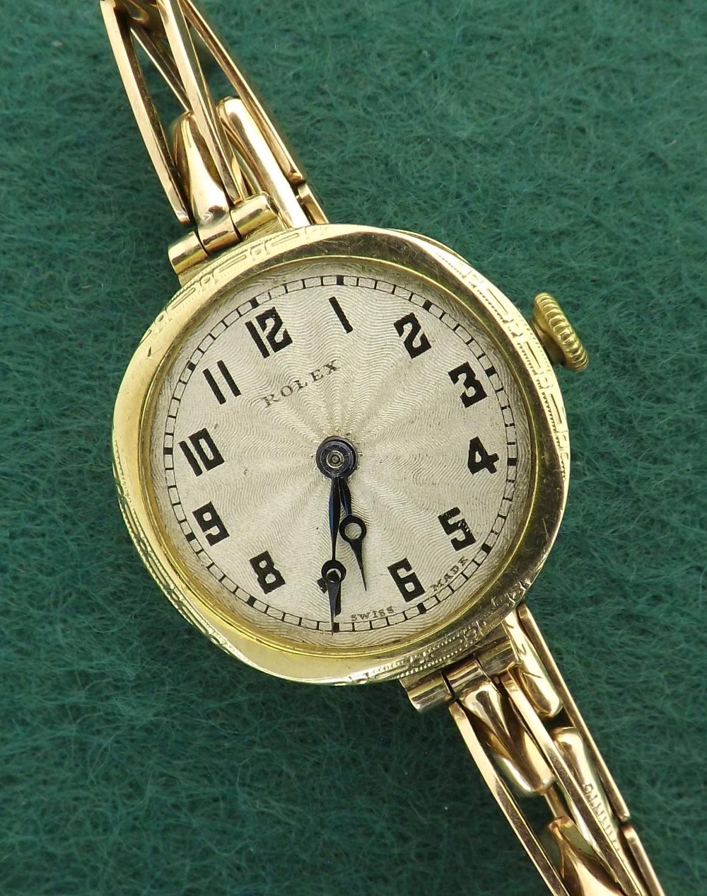 (3700229-3-A) Rolex 9ct lady's dress watch, import hallmarks for Glasgow 1930, engine turned