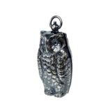 Novelty silver plated sovereign case in the form of an owl, 3" long