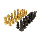 19th century rosewood and boxwood chess set, height of king 8.5cm