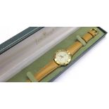 Gucci 3800M gold plated gentleman's wristwatch, ref. 39980, no. 0028518, the circular white dial
