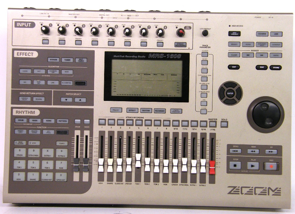 Zoom MRS-1608 multi track recording studio, with original box and manual