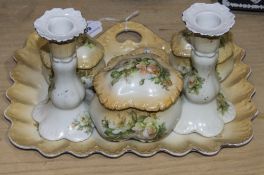 Blush Ivory Coloured Porcelain Seven Pie